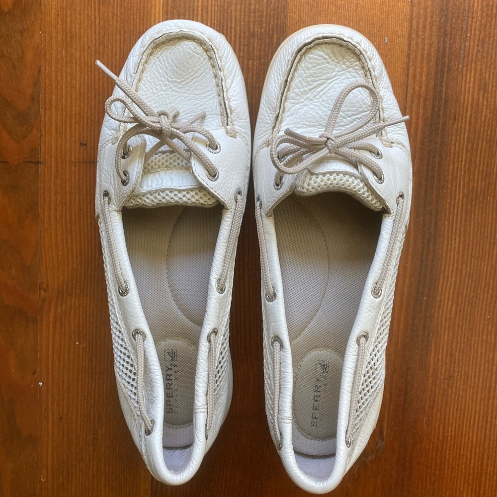 White leather Sperry Topsider Loafers